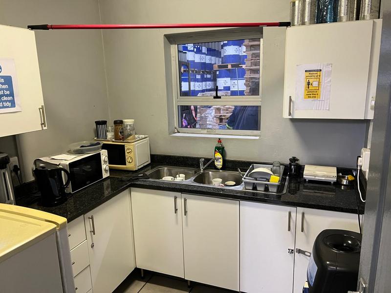 0 Bedroom Property for Sale in Sidwell Eastern Cape